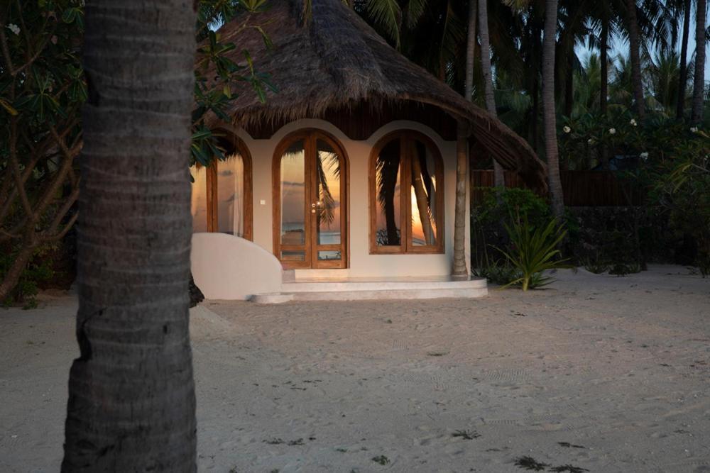 81 Palms Resort Nembrala Quarto foto